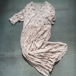 No brand name purchases from a boutique in Japan. NWOT.